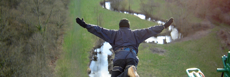 RESERVATION SAUT ELASTIQUE PONT DE SAINT GEORGES LE GAULTIER DANS LES ALPES MANCELLES